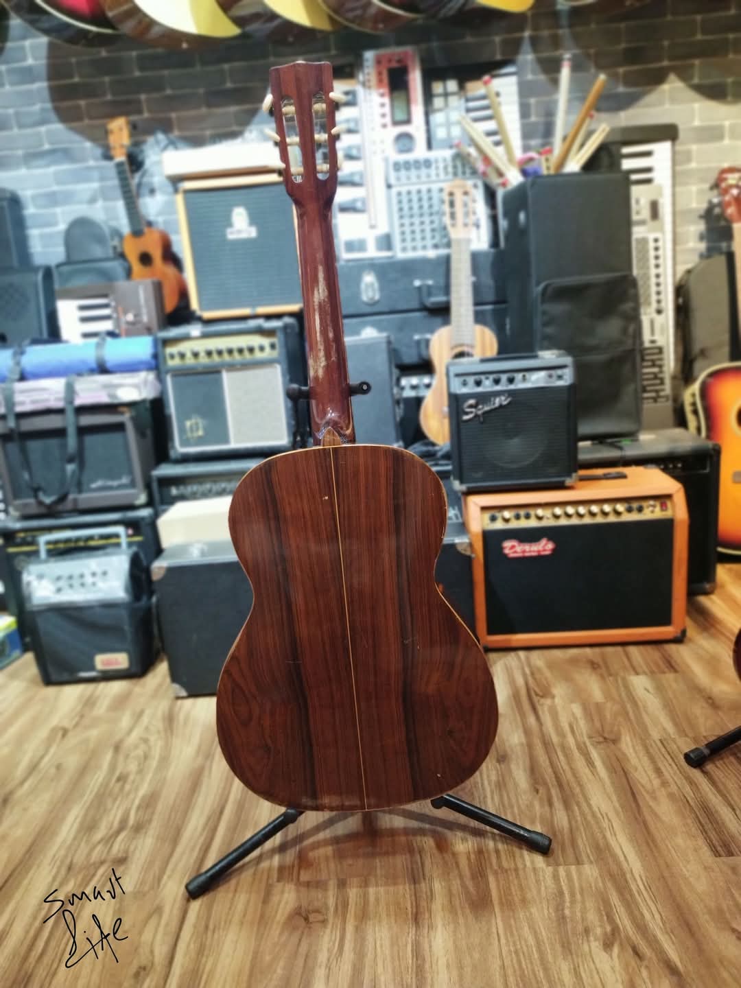 Giannini Made in Brasil Classical Guitar - Image 5