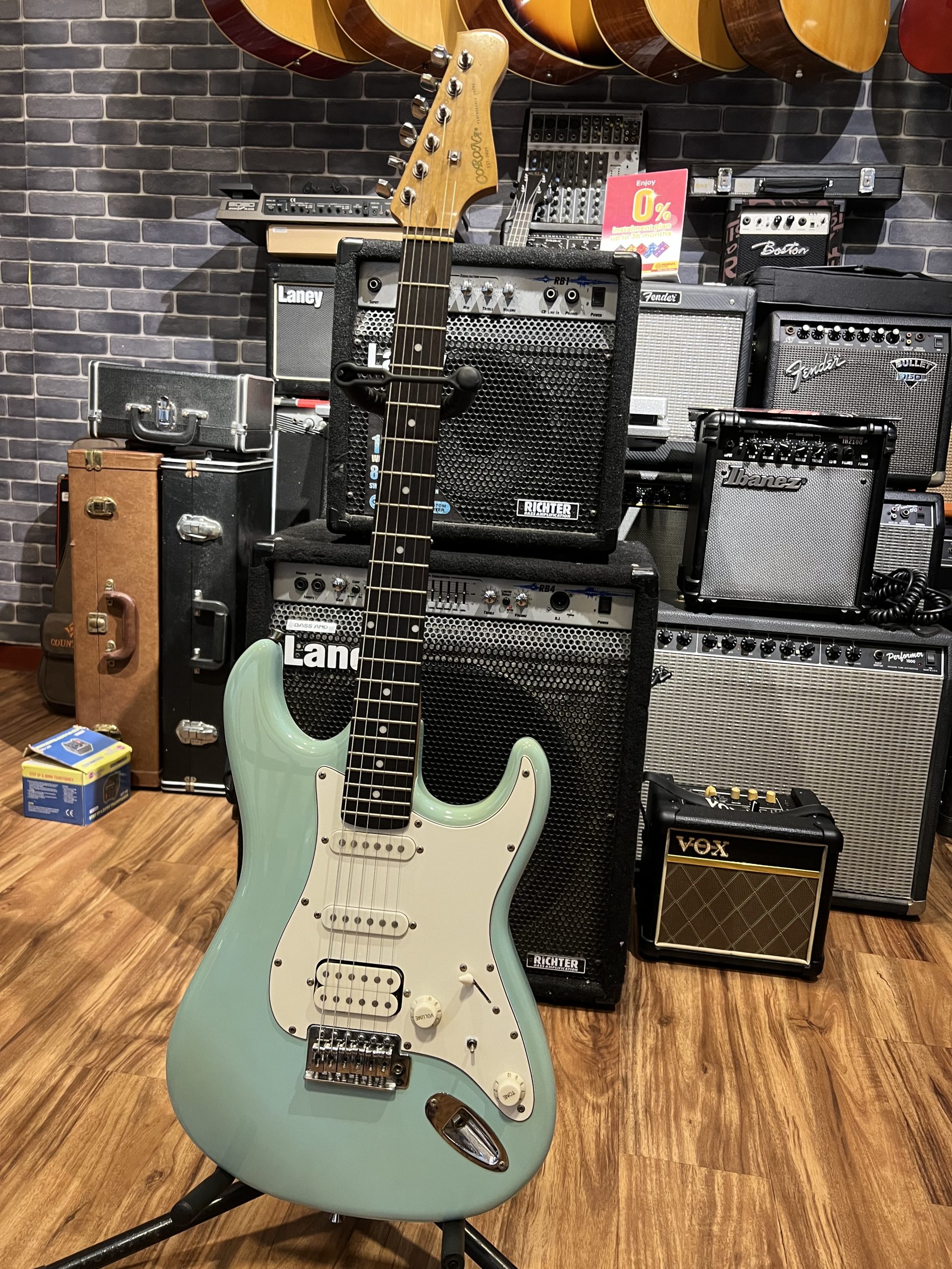 CORONA SERIES ELECTRIC GUITAR