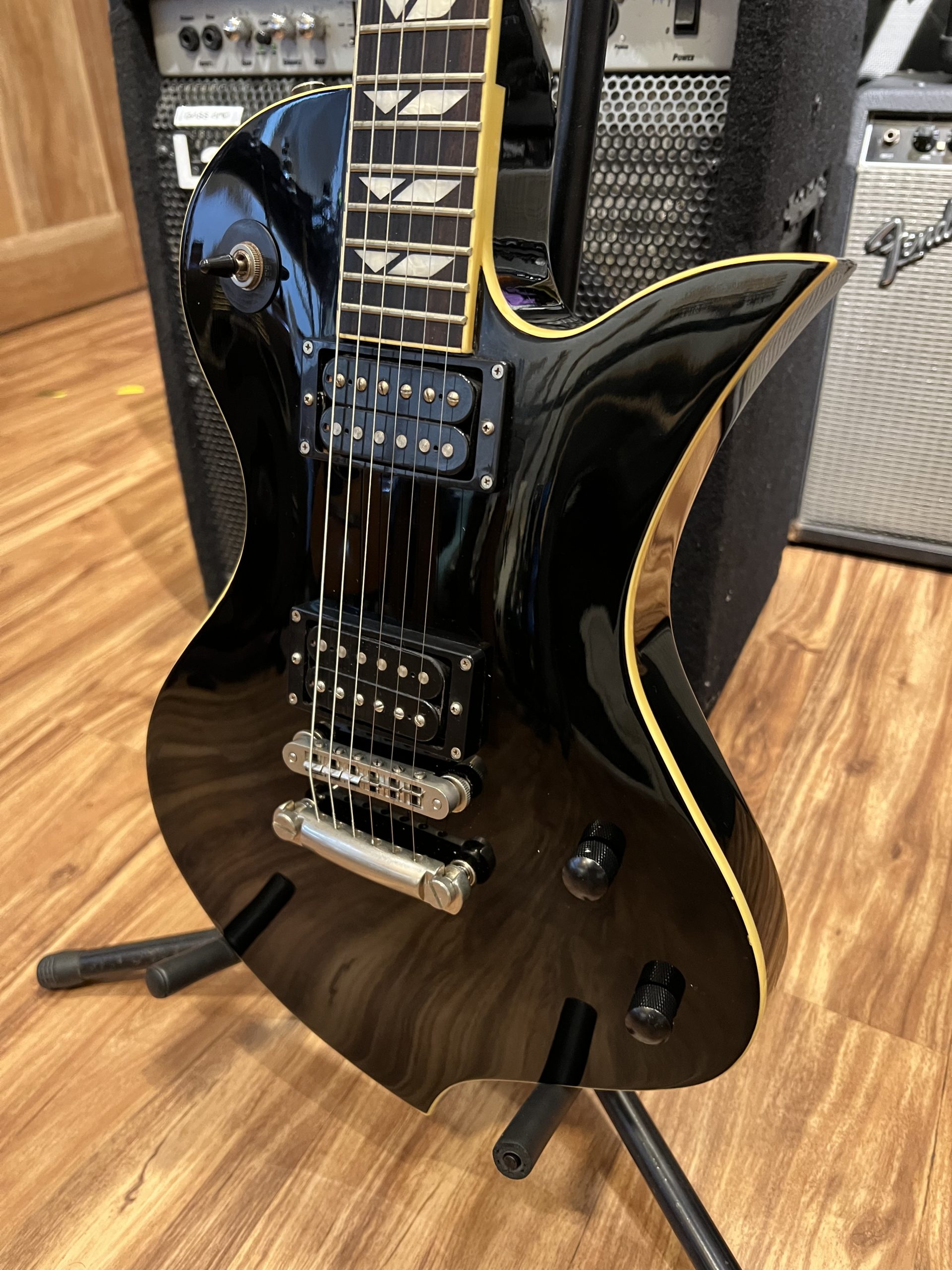 FERNANDES JAPAN ELECTRIC GUITAR - Image 2