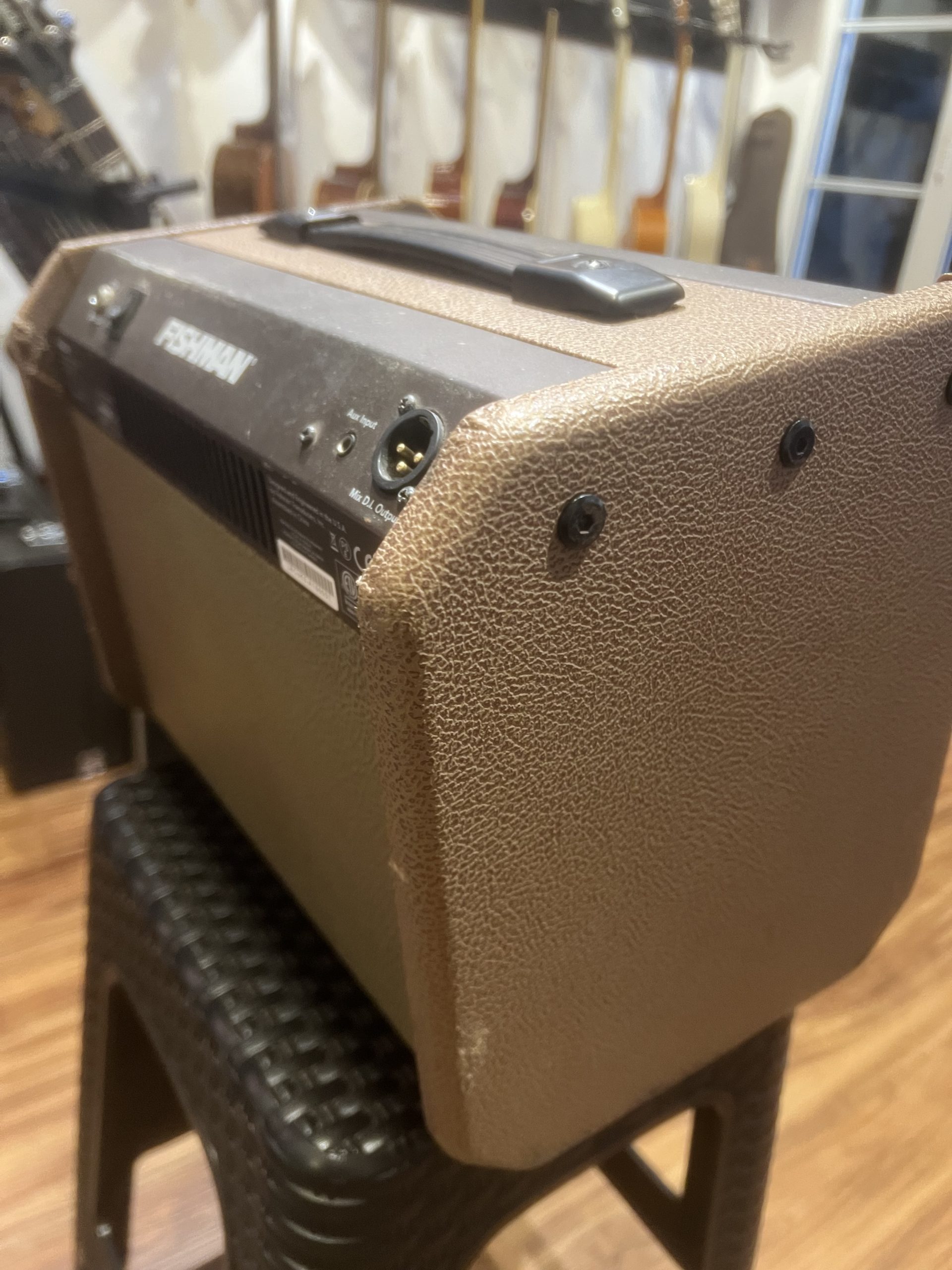 FISHMAN LOUDBOX MINI CHARGE ACOUSTIC GUITAR AMPLIFIER - Image 4