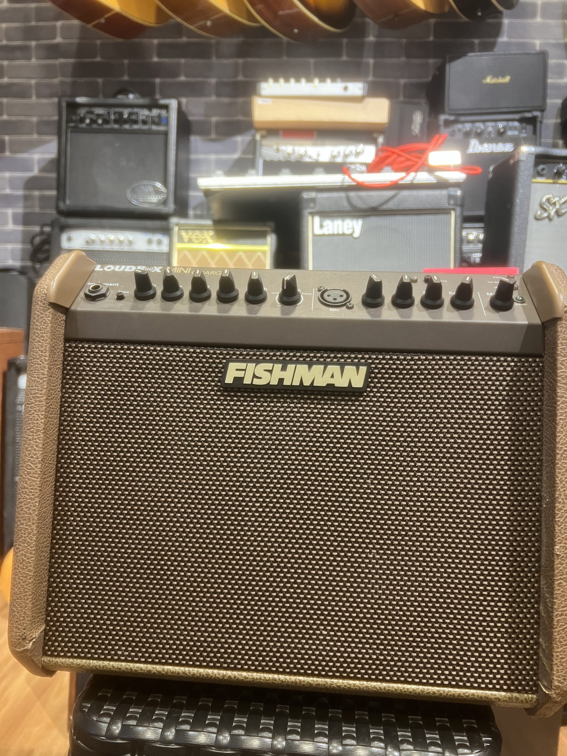 FISHMAN LOUDBOX MINI CHARGE ACOUSTIC GUITAR AMPLIFIER - Image 5