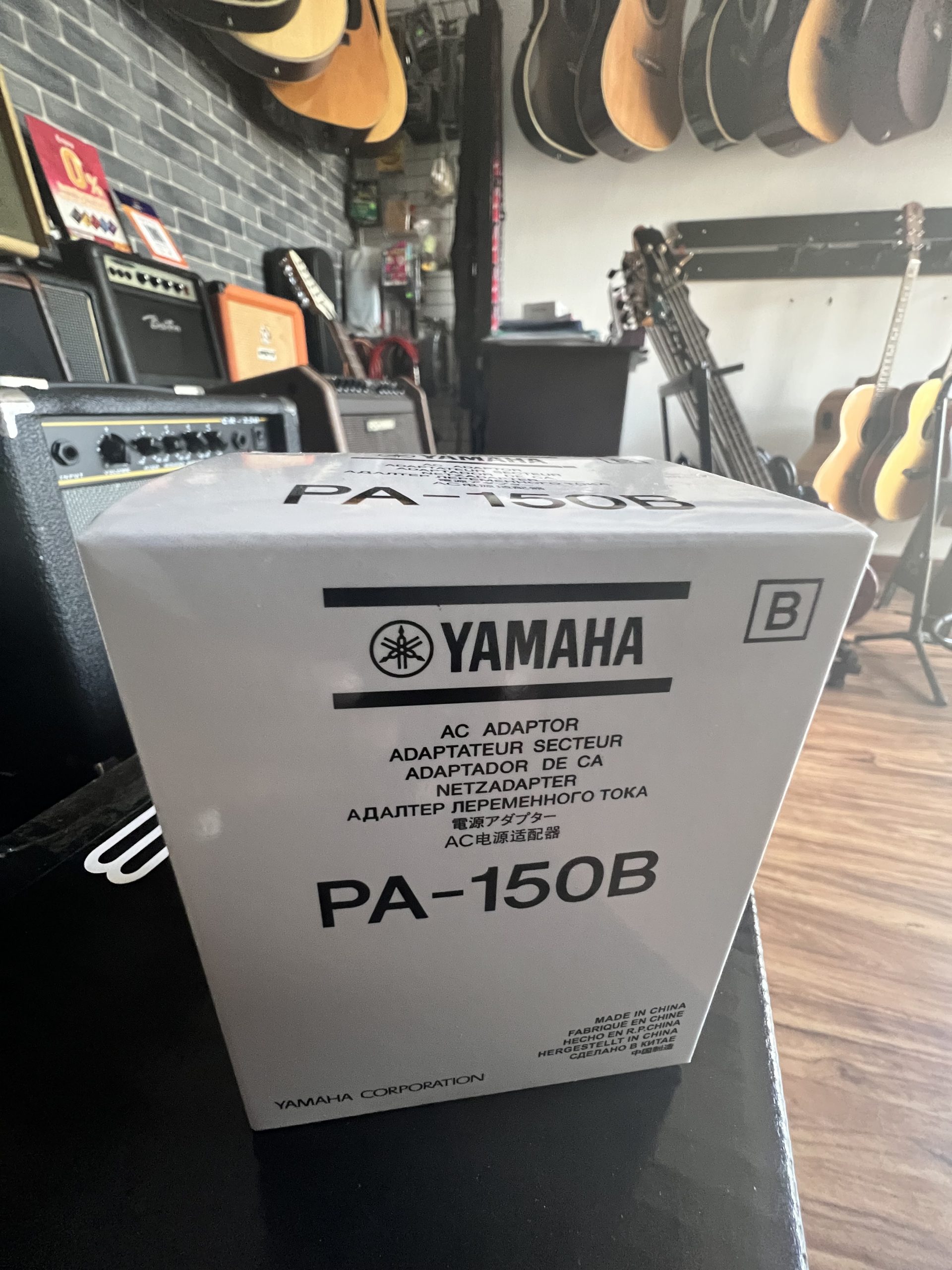 YAMAHA PSR E 473 keyboard - Image 4