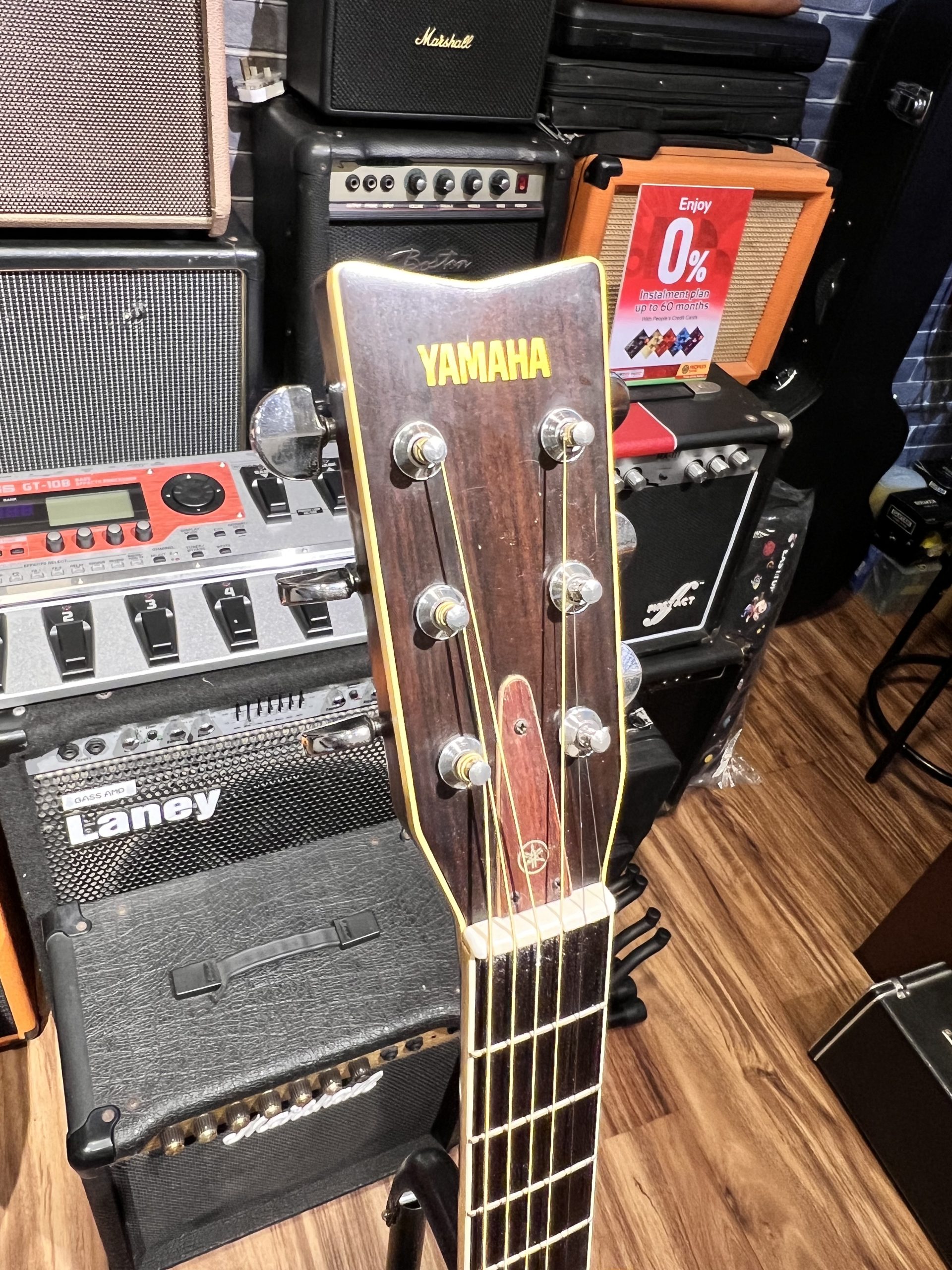 YAMAHA FG 201 JAPAN ACOUSTIC GUITAR - Image 3