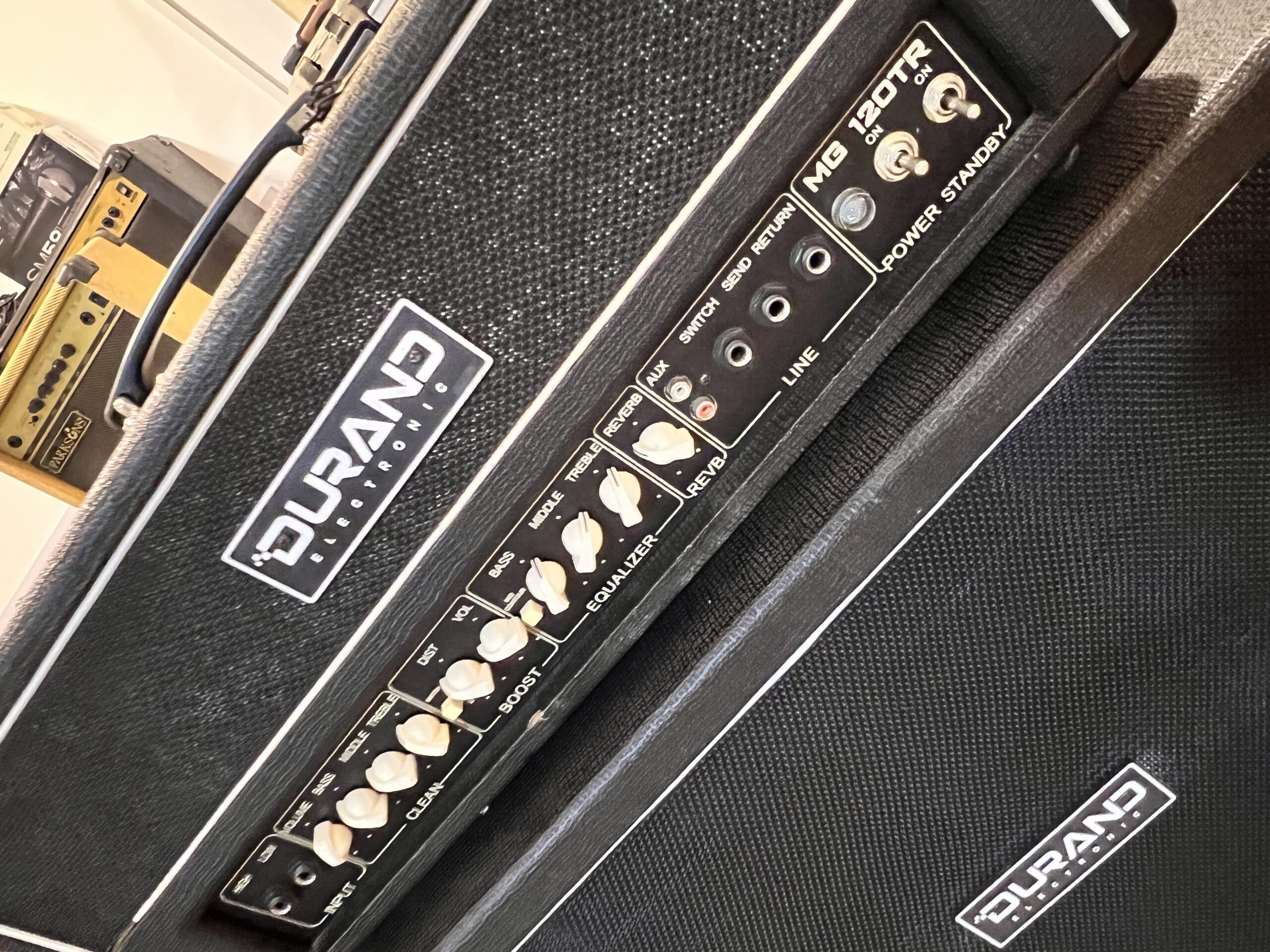 Durand 200W Amplifier Head & Cabinet - Image 3