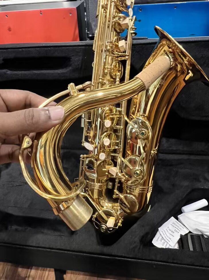 PREMIER ENGLAND TENOR SAXOPHONES - Image 3