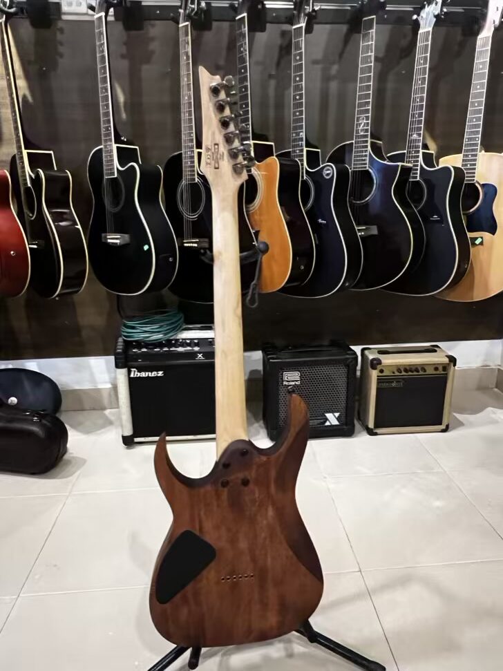IBANEZ RG421 IP 02 ELECTRIC GUITAR - Image 4