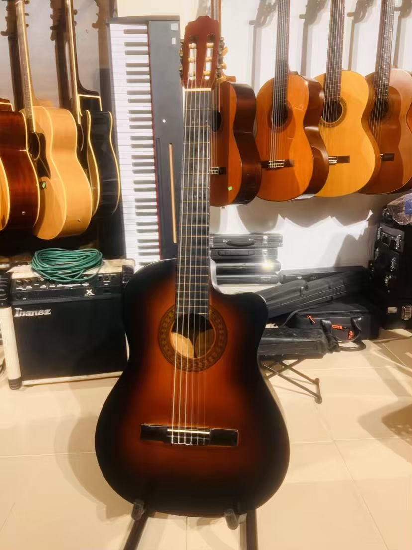 Cutaway Classical Guitar with Plugin option