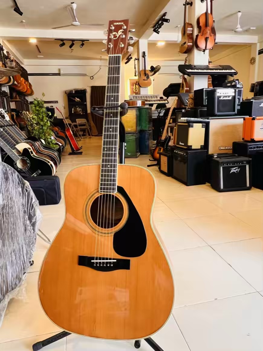 YAMAHA FG 420 A Acoustic Guitar